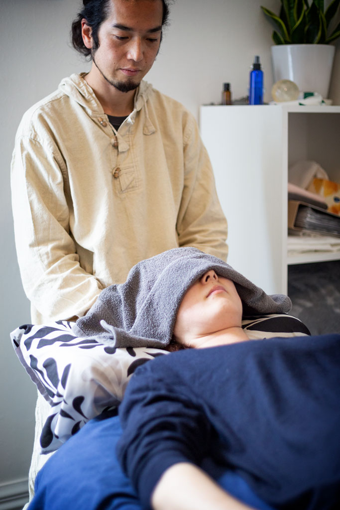 Acupuncture and Shiatsu are called Preventive Medicine, which cures “future illness” according to Traditional Chinese Medicine, and it is ideal to maintain your body by having a monthly treatment no matter how well you feel.
